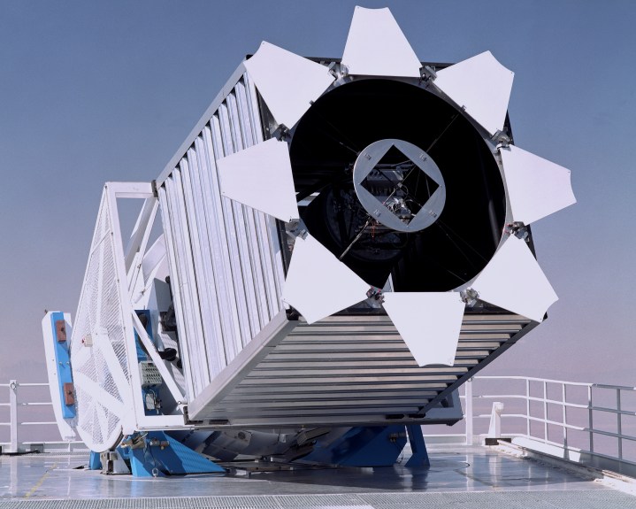 A photo of the Sloan Foundation 2.5m telescope